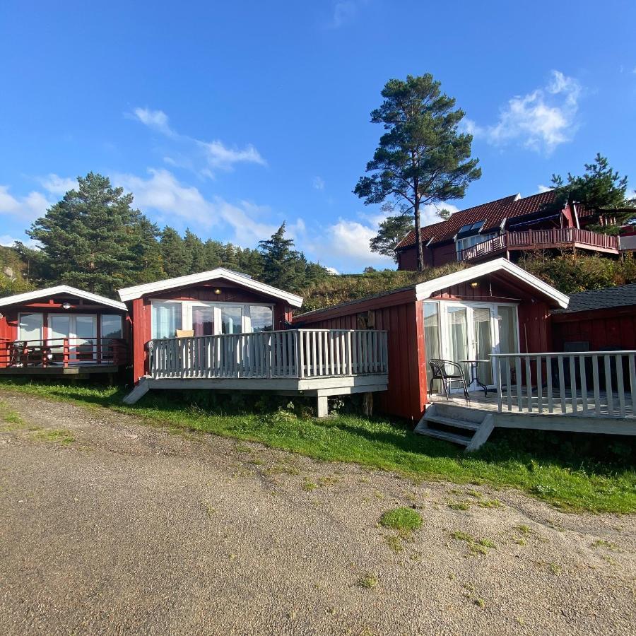 Tregde Ferie Hotel Mandal Bagian luar foto