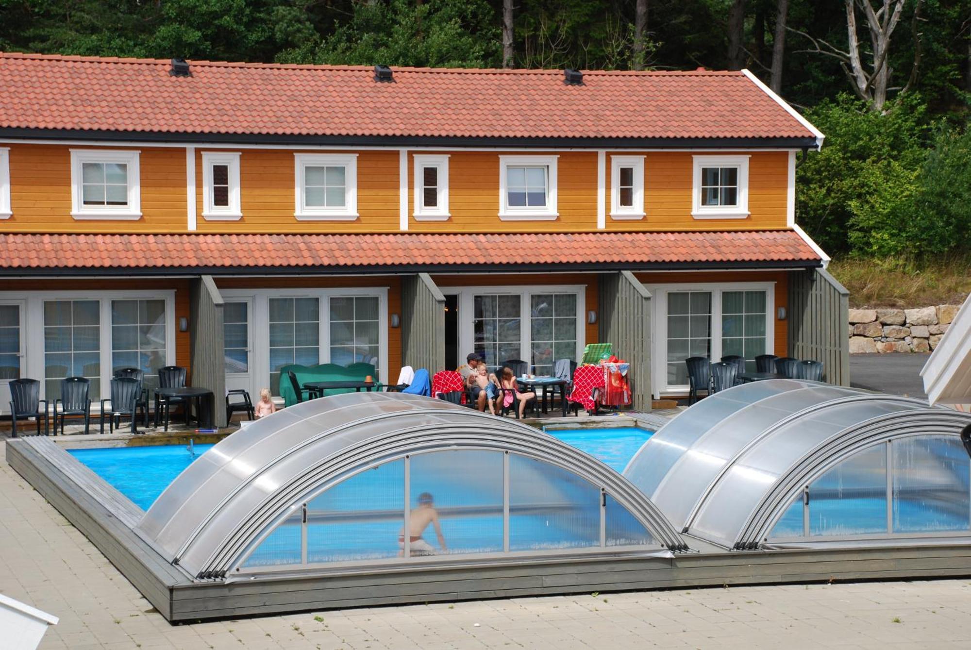 Tregde Ferie Hotel Mandal Bagian luar foto