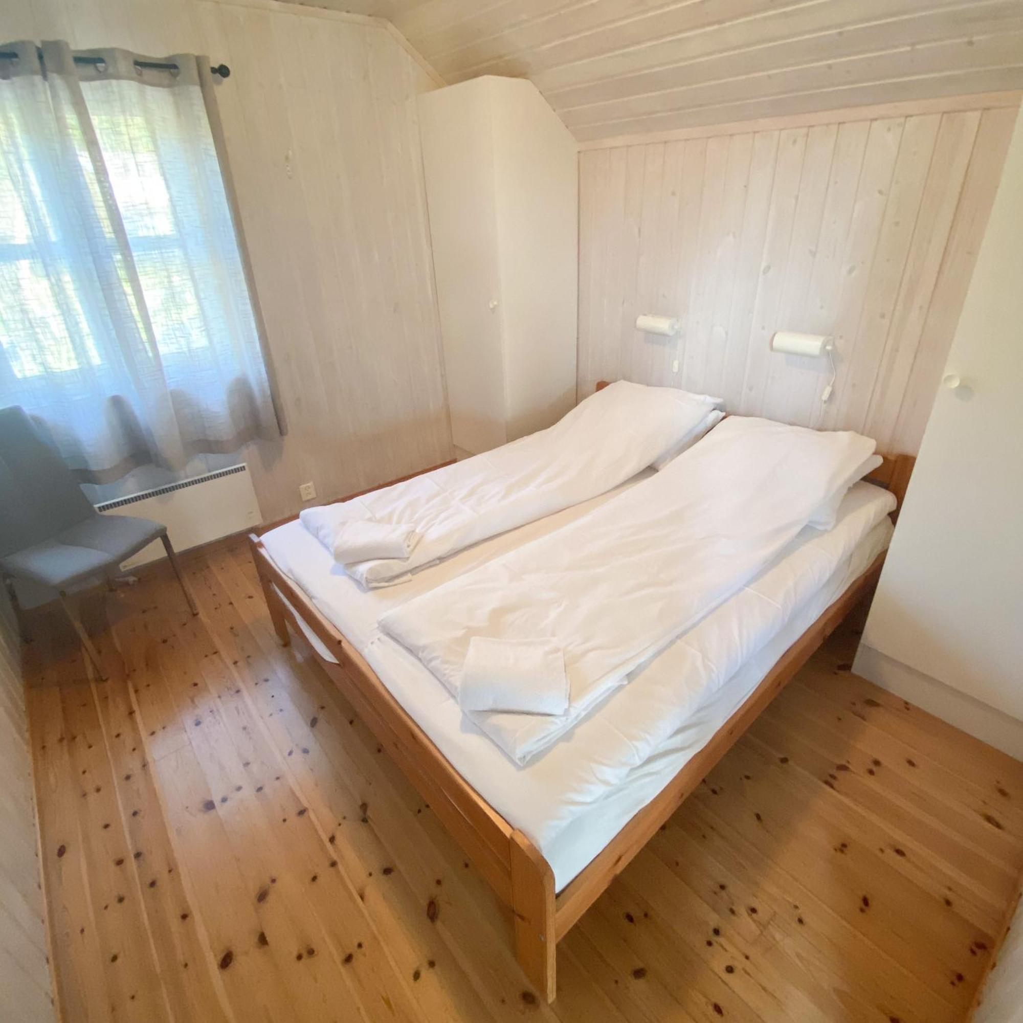 Tregde Ferie Hotel Mandal Bagian luar foto